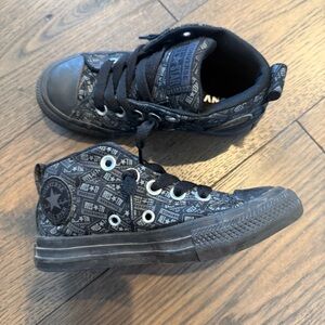Converse kids size 11